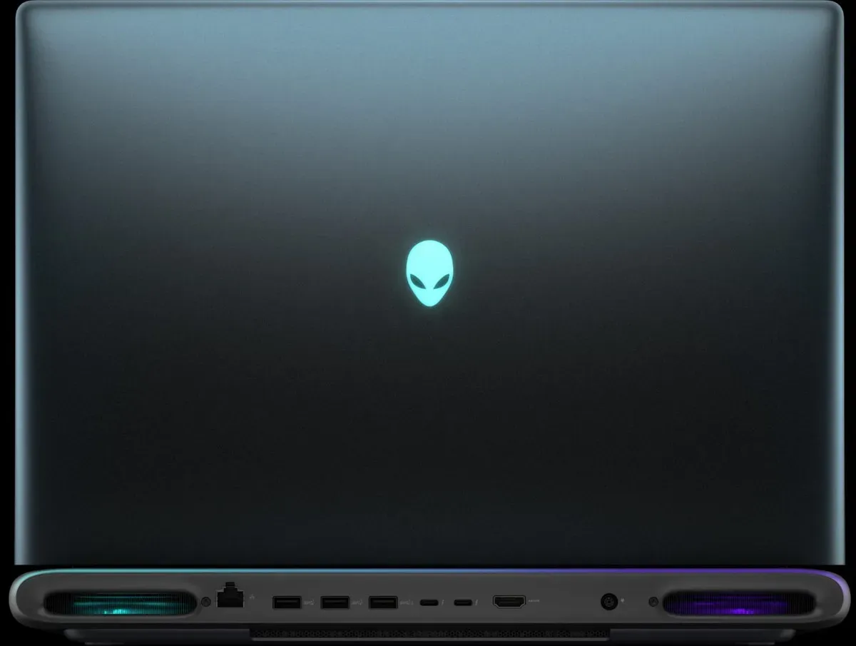 Notebook Dell Alienware 16 Area 51 — imagen 2